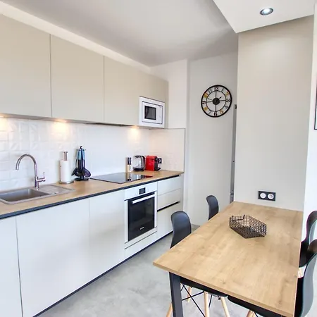 Evasion De Reve : 3p, Piscine, Tennis, Wifi, Park. Appartement Antibes