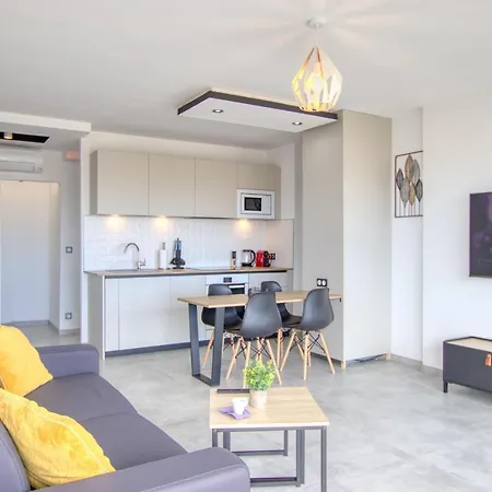 Evasion De Reve : 3p, Piscine, Tennis, Wifi, Park. Apartament