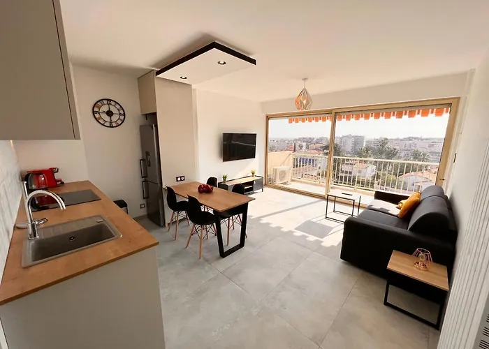 Evasion De Reve : 3p, Piscine, Tennis, Wifi, Park.